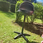 T2 jardin piscine parking 5 min centre Deauville Appartement