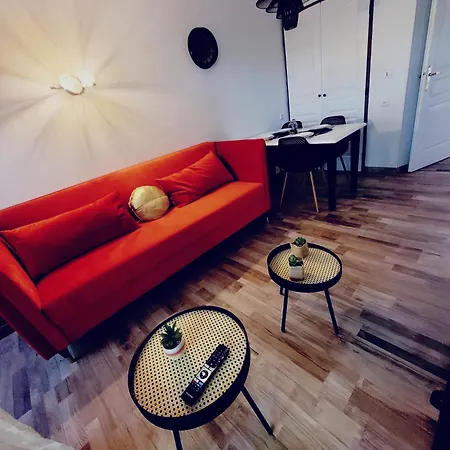 Apartment Magnifique 2 Pieces *